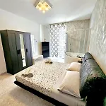 Donna Carmela Apartment *